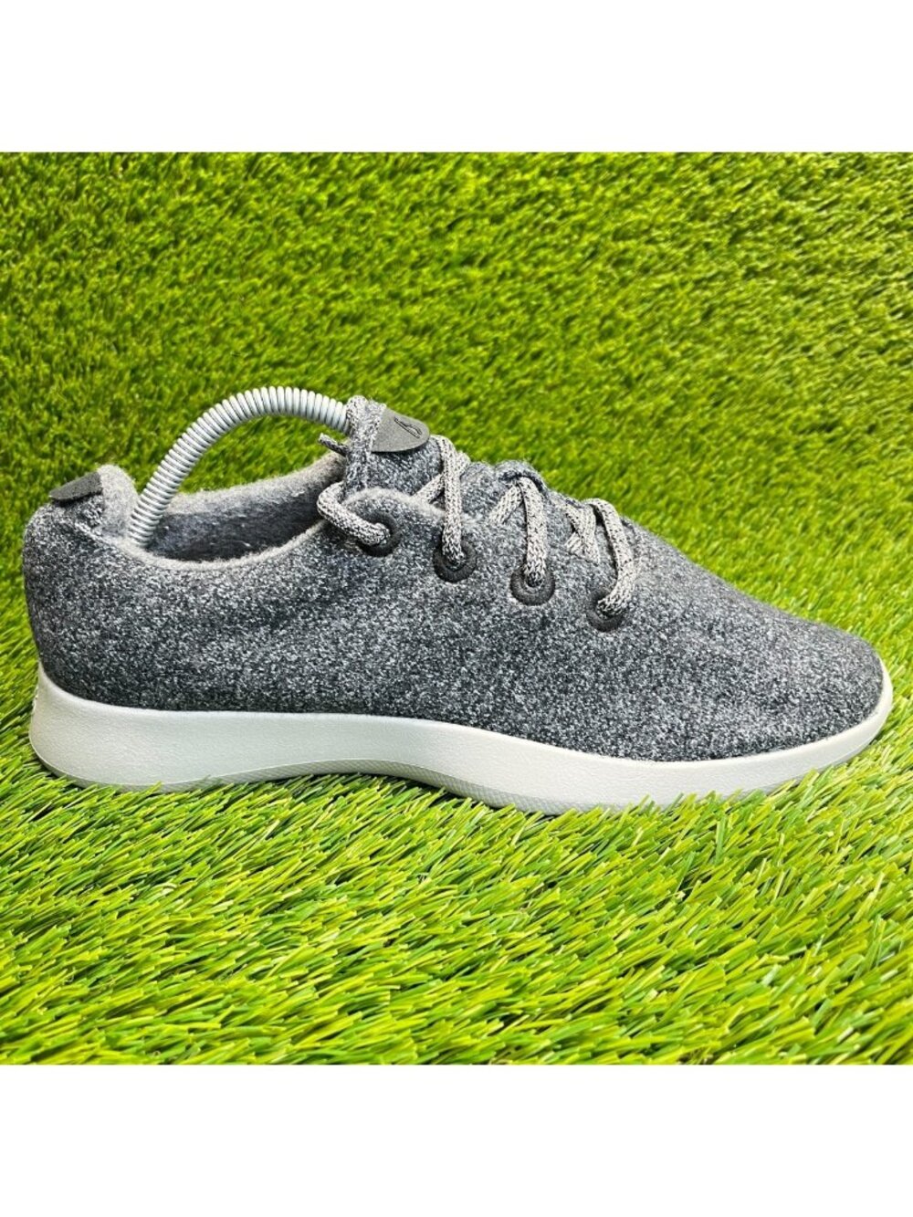 Allbirds Wool Runners Mens Size 10 Gray White Casual Walking Shoes Sneakers